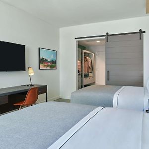 Queen Room Two Queen Beds Hearing Access